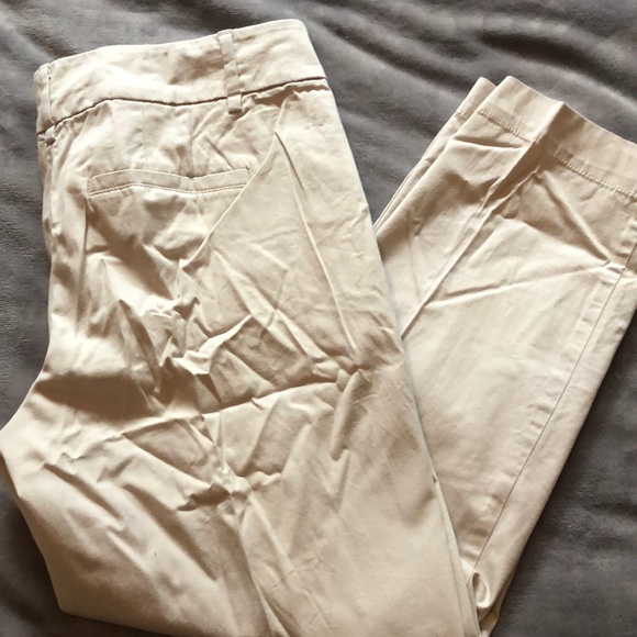 Loft cropped khaki Capris - Picture 4 of 4